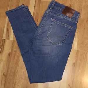 Hollister distressed jeans